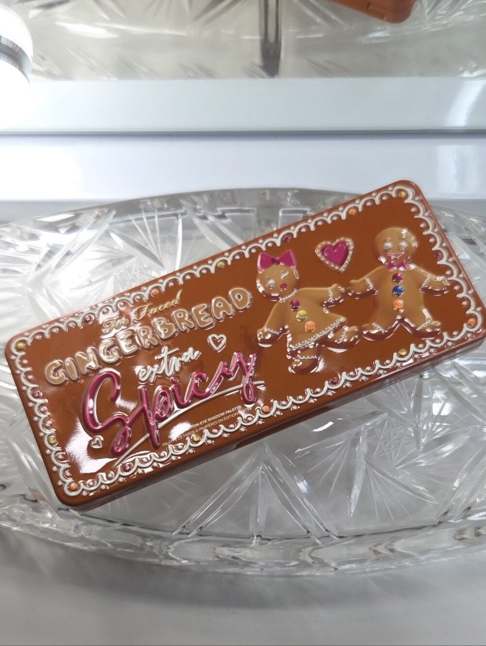 Too Faced Gingerbread Extra Spicy Eyeshadow Palette